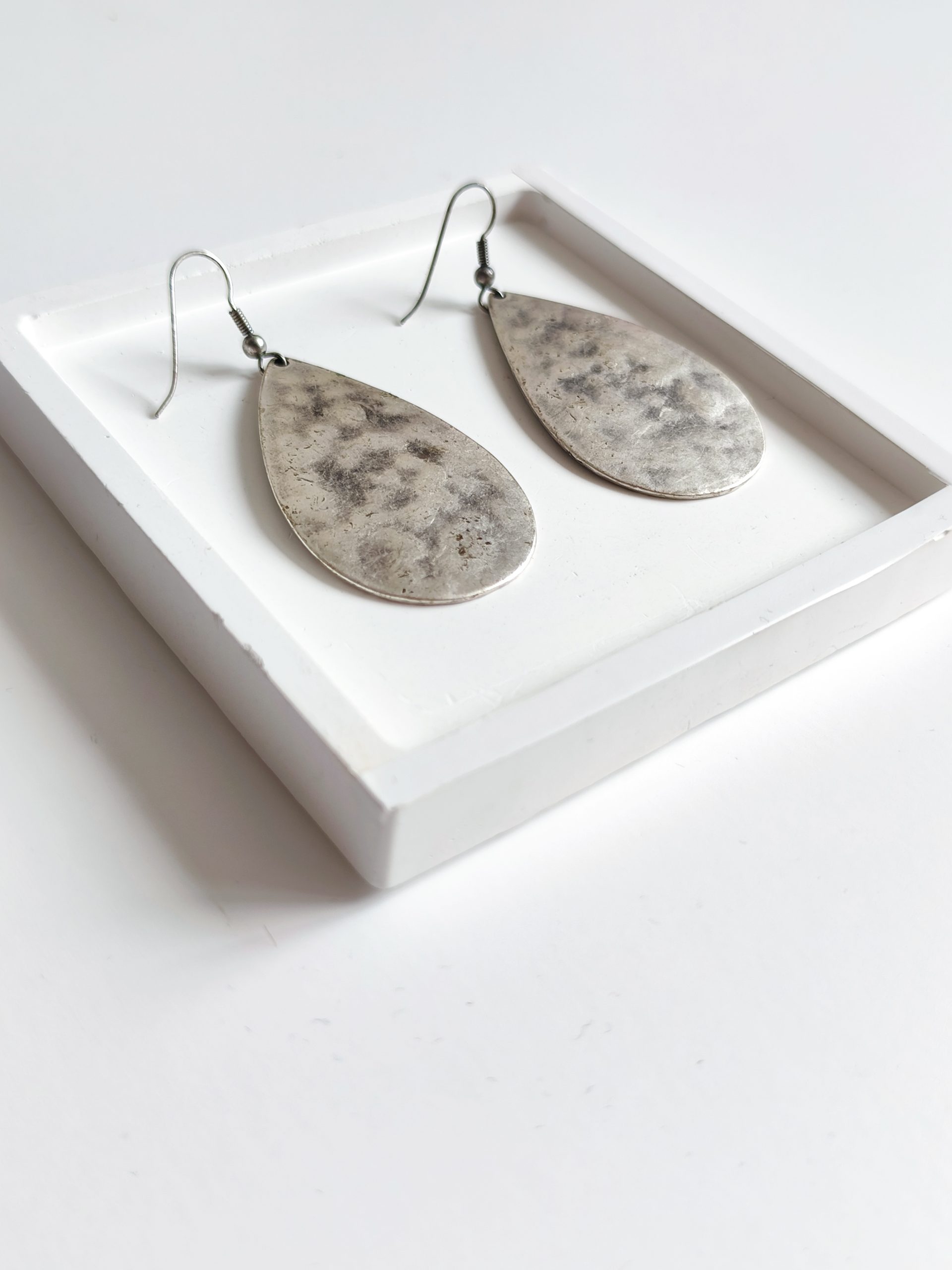 Minimalist Bohemian Drop Earrings - Image 2