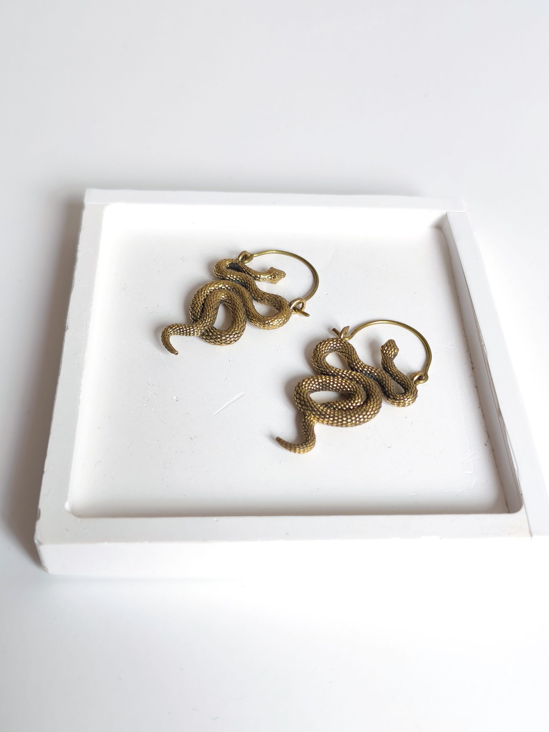 Vintage Mythological Women's Earrings - Image 3