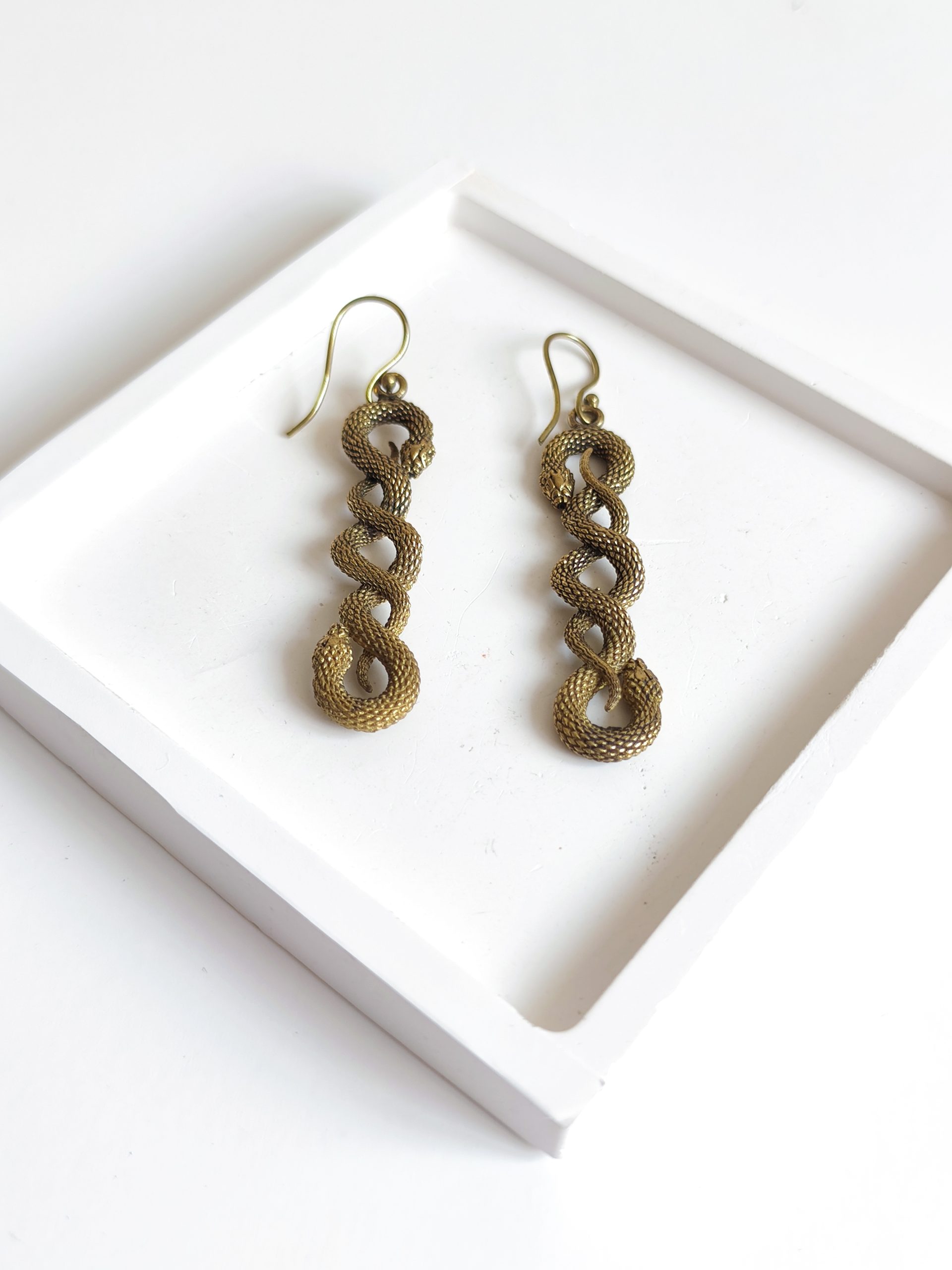 Vintage Ethnic Serpent Women's Jewelry - Image 2
