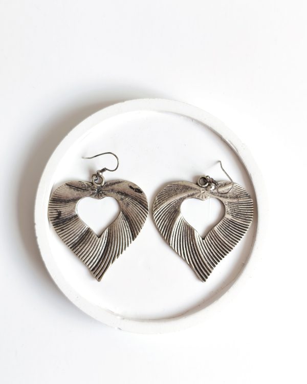 Vintage Boho Heart Women's Earrings